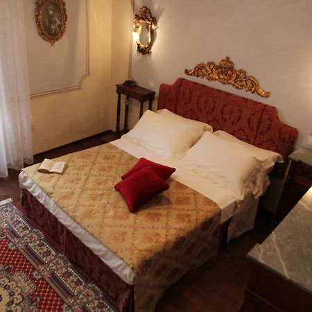 Residenza Dei Ricci Bed and Breakfast Chiusi Eksteriør billede