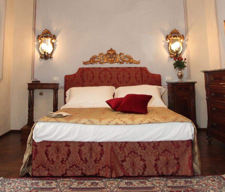 Residenza Dei Ricci Bed and Breakfast Chiusi Værelse billede
